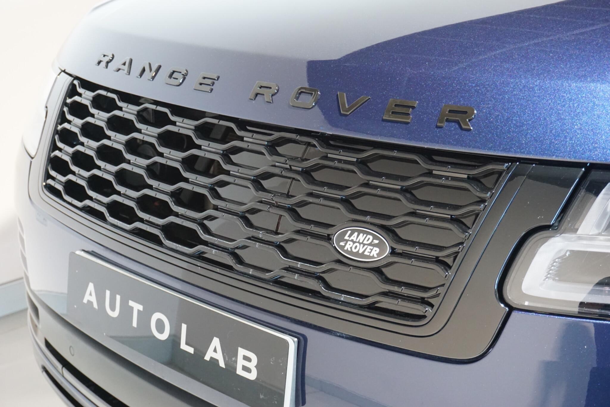 Land Rover Range Rover 2.0 P400e 12.4kWh GPF Vogue SUV 5dr Petrol Plug-in Hybrid Auto 4WD Euro 6 (s/s) (404 ps)